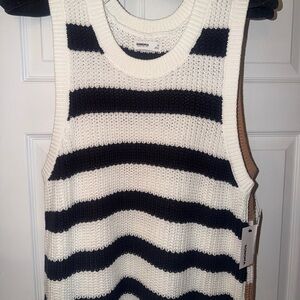 Sonoma knitted tank black and white